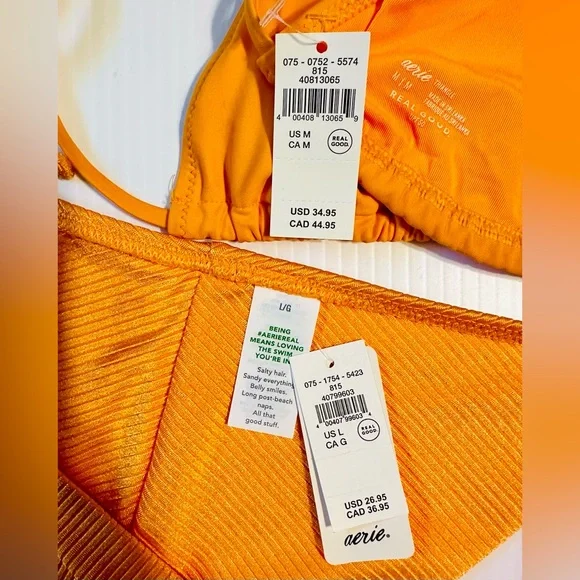 Bikini - Picture 2 of 2